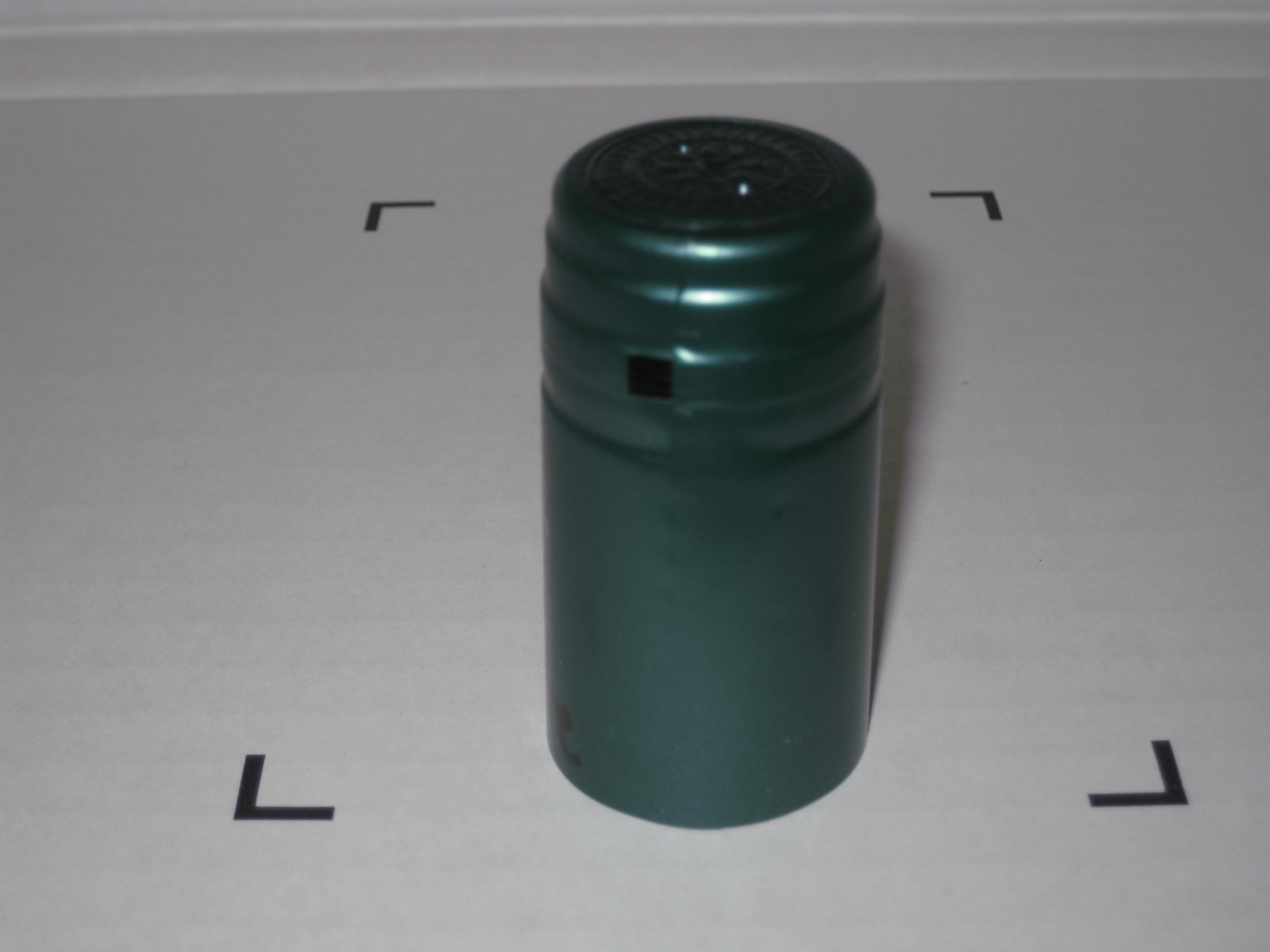 Schrumpfkapseln C ( Combi ) 31/60 smaragdmetallic. 1 Karton à 6500 Stück, Preis pro 1000 Stk.